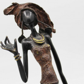 Statuette africaine bronze...